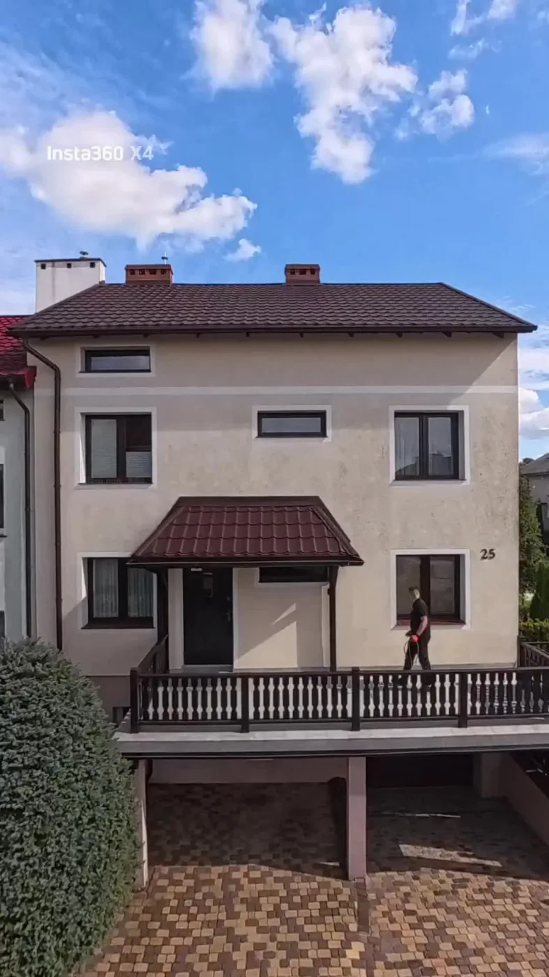 Elewacja przed czyszczeniem